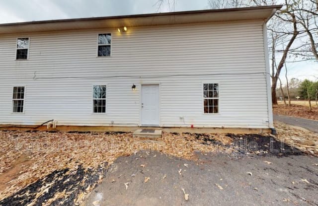 210 B Laurelwood Drive - 210 Laurelwood Drive, Boiling Springs, SC 29316