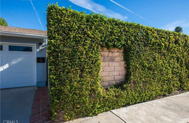 6580 Sheltondale photos photos