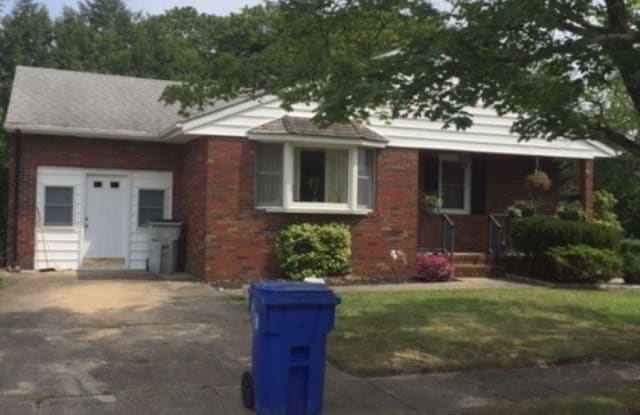 11 Acacia Row - 11 Acacia Row, Toms River, NJ 08755