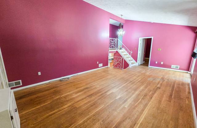 Fantastic 4 bedroom, 2 full bath, 2 half bath home in Close in Silver Spring! photos photos