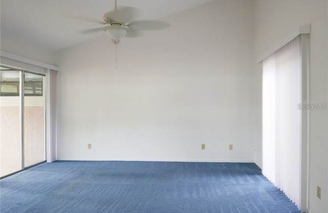 1599 AMBERLEA DRIVE S Gallery 3