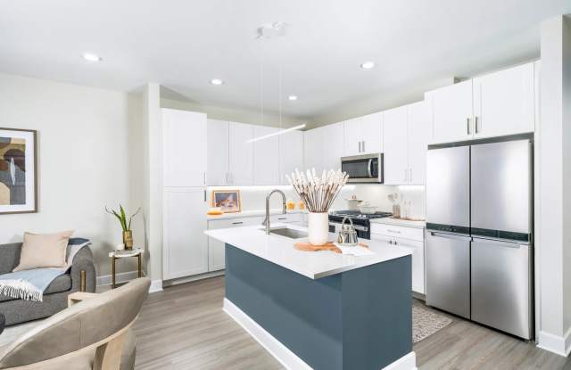 Modera Waugh photos photos