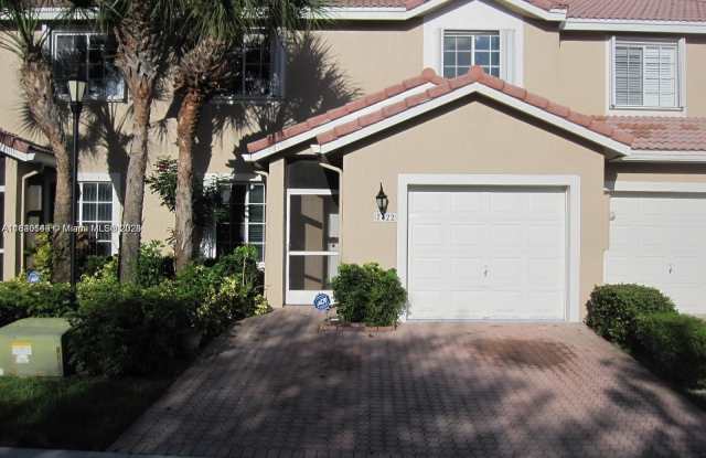 7422 NW 61st Ter photos photos