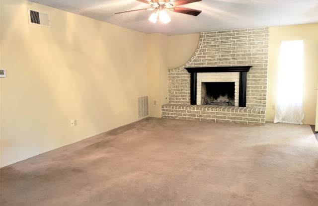 Beautiful 4 Bedroom El Cajon Home *$500.00 Off First Month's Rent Move In Special!* Gallery 4