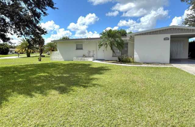 1104 E Jasmine Rd photos photos