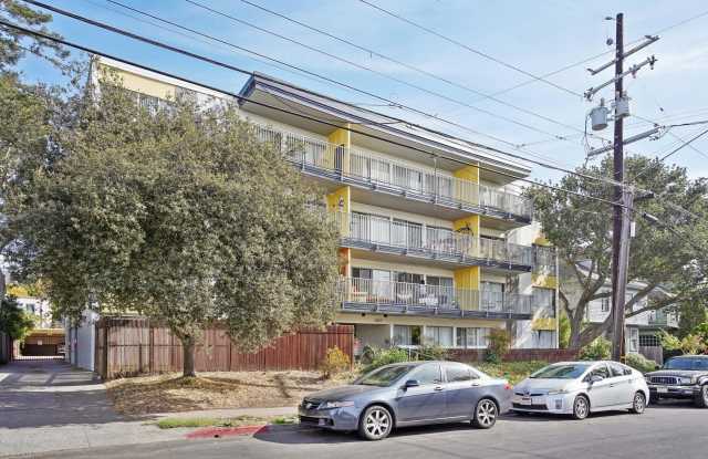 2627 Hillegass Avenue Gallery 2