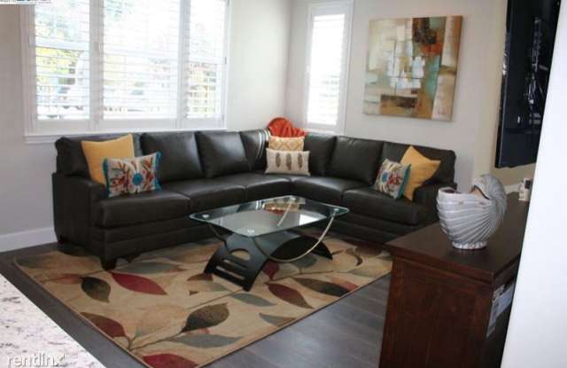 3502 Serra Cir Gallery 2