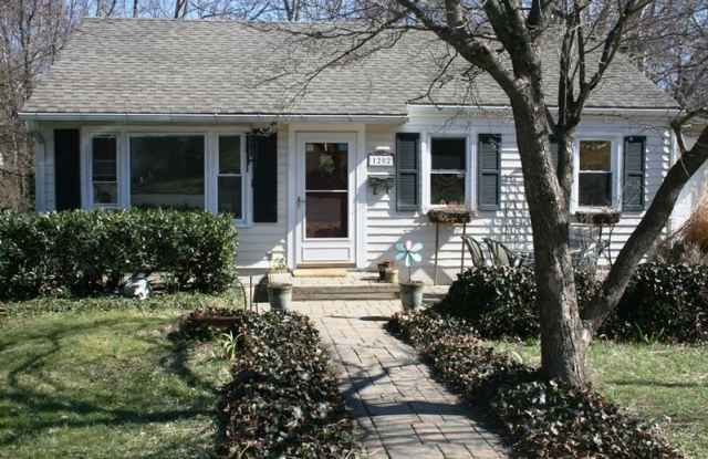 1202 Cherry Avenue photos photos