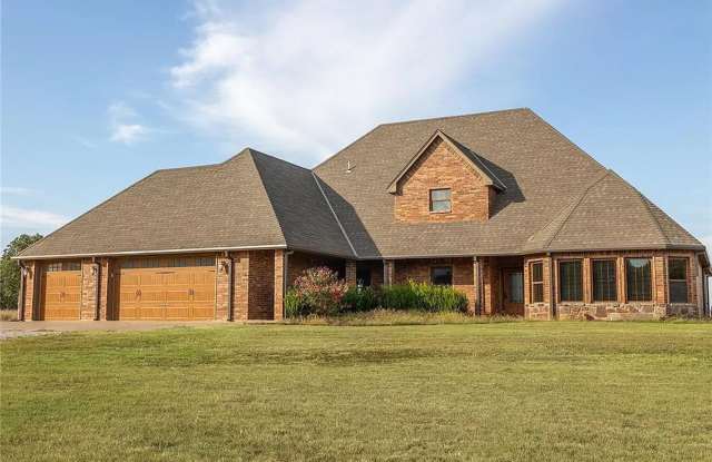 Escape to wide-open skies and breathtaking mountain views Gallery 3
