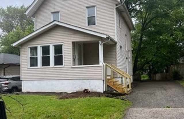 Charming 3 bedroom house photos photos