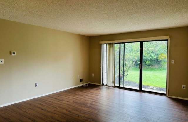 122 Crabapple Ln Gallery 2