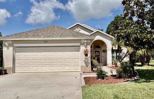 2141 Chinaberry Circle SE photos photos