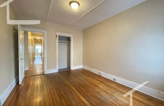 Amazing value four bedroom apartment photos photos