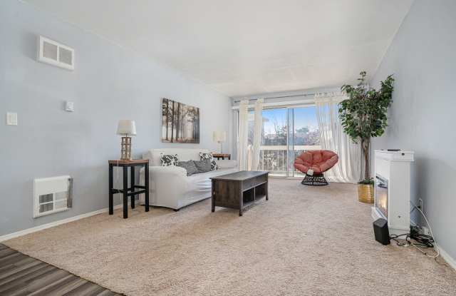 960 Shorepoint Ct #203 - 1 bedroom | 1 bath | Condo - 960 Shorepoint Court, Alameda, CA 94501