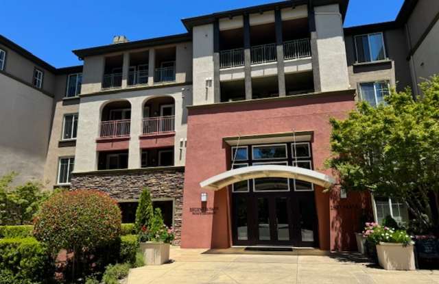 Beautiful 3 bedroom single level condo-Regent on the Park Walnut Creek! - 1800 Alma Avenue, Walnut Creek, CA 94596