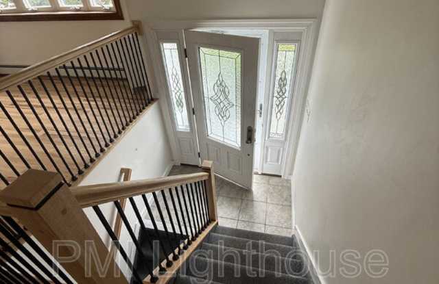 2077 Feuereisen Ave Gallery 2
