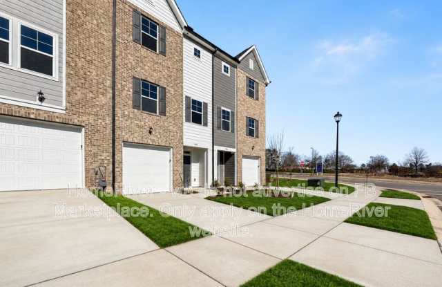 1920 Enniscorthy St - 1920 Enniscorthy Street, Fuquay-Varina, NC 27526