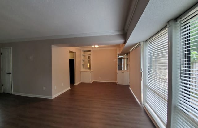 2320 Colony Drive SW - 2320 Colony Drive Southwest, Huntsville, AL 35802