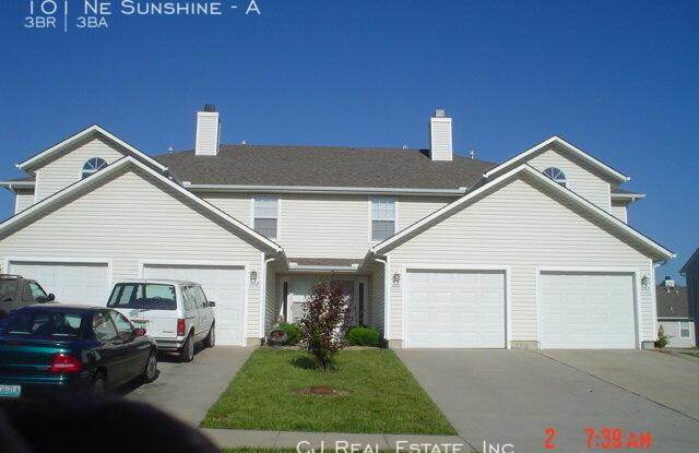 101 Ne Sunshine - 101 NE Sunshine St, Oak Grove, MO 64075