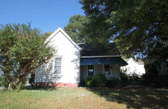 Exclusively offered by MUSE REALTY, LLC - 708 West White Street, Rock Hill, SC 29730 Exclusively offered by MUSE REALTY, LLC - 708 West White Street, Rock Hill, SC 29730