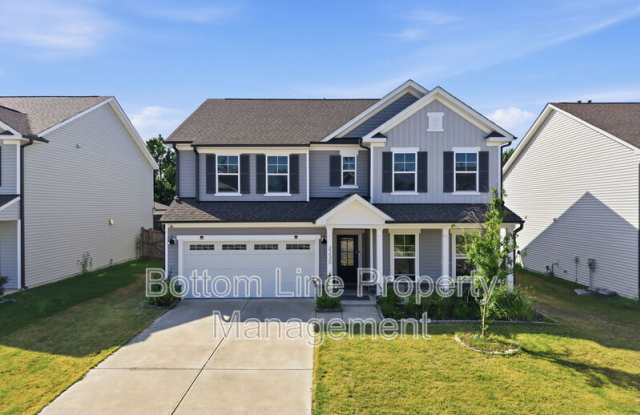 2230 Bethpage Dr Gallery 1