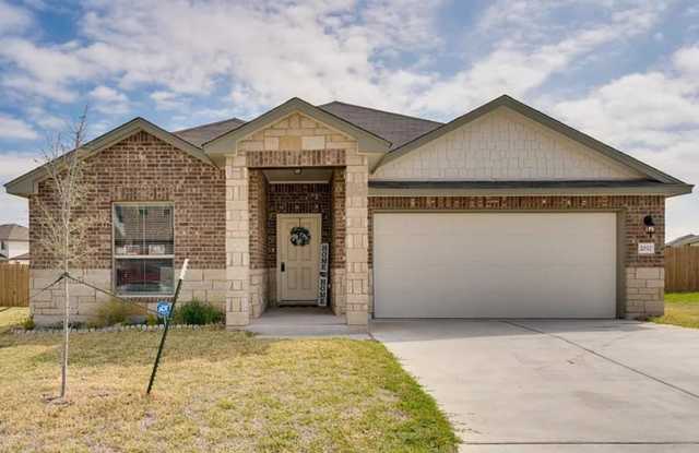 Beautiful 4 Bed Home in Copperas Cove! photos photos