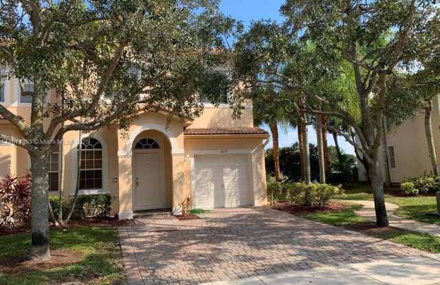 2635 SW 84th Ter photos photos