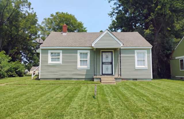 FOR LEASE – 518 Burlington Cir, Memphis, TN 38127 photos photos