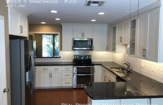 7655 S Braeswood Gallery 3