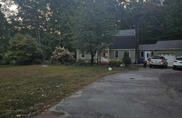22 Mountainview Drive - 22 Mountainview Drive, Sanford, ME 04073