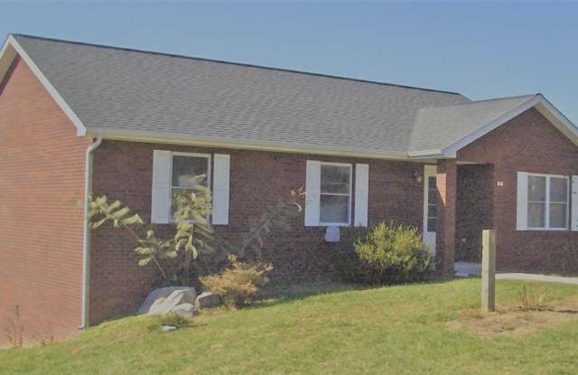 3 Bedroom 3 Bath House with 2 Car Garage Gallery 1