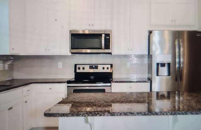5036 Skyview Lane Gallery 2