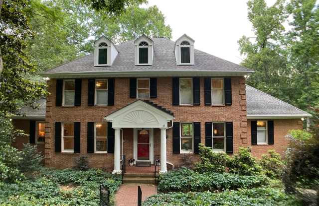 Executive Home in The Heart of Chapel Hill! photos photos