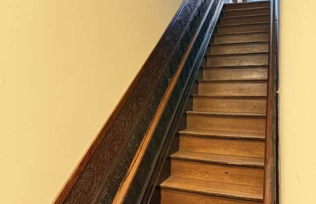 2410 Ashland Avenue - 2nd Gallery 3