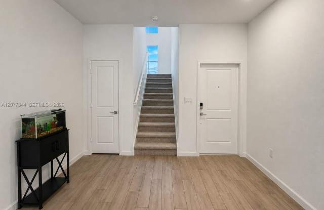 1763 SE 8th Terrace 0, Homestead, FL 33034 - 5679 Gallery 4