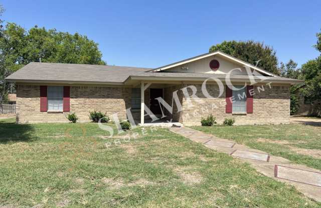 3/2 House in Midway ISD! photos photos