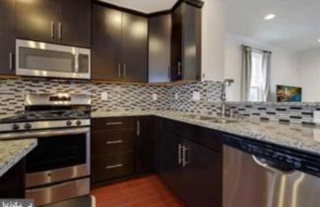 5328 DAVIS POINT LANE Gallery 2