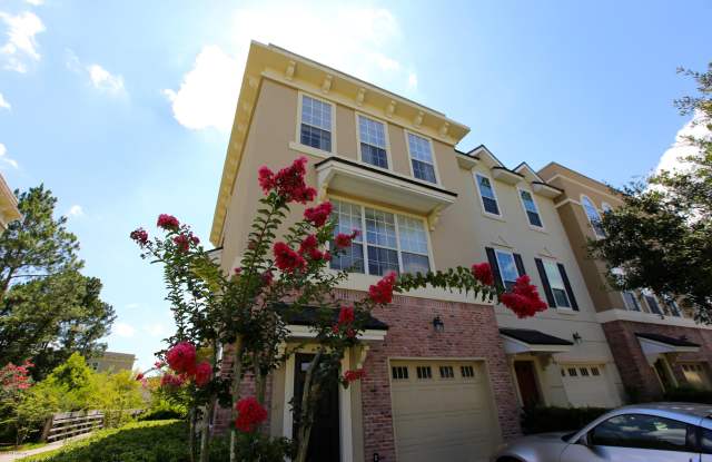 4442 ROCK CREEK Circle - 4442 Rock Creek Circle, Jacksonville, FL 32246