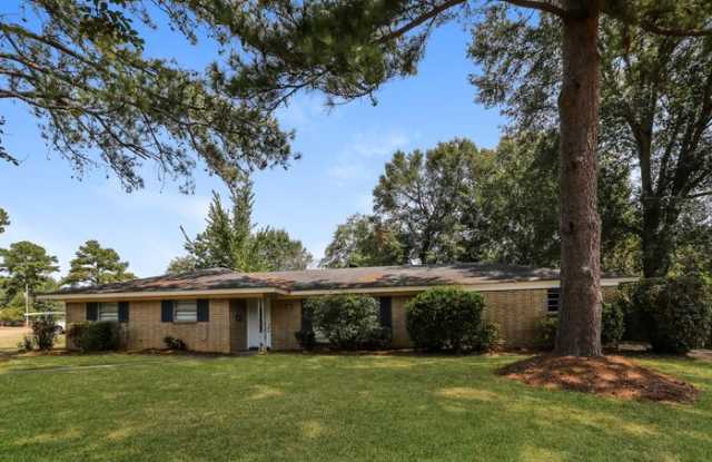 5820 Medallion Drive Gallery 3
