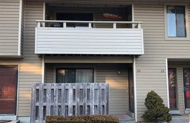 Available Now! 2 bedroom 2 bathroom condo in the heart of O'Fallon MO photos photos