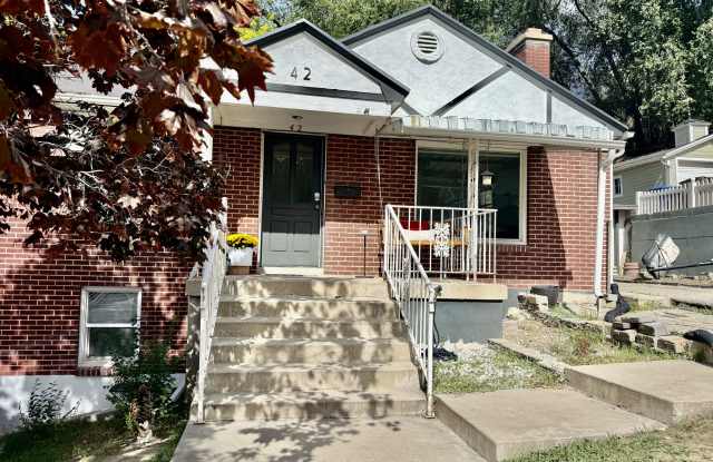 44 West Girard Avenue Gallery 1