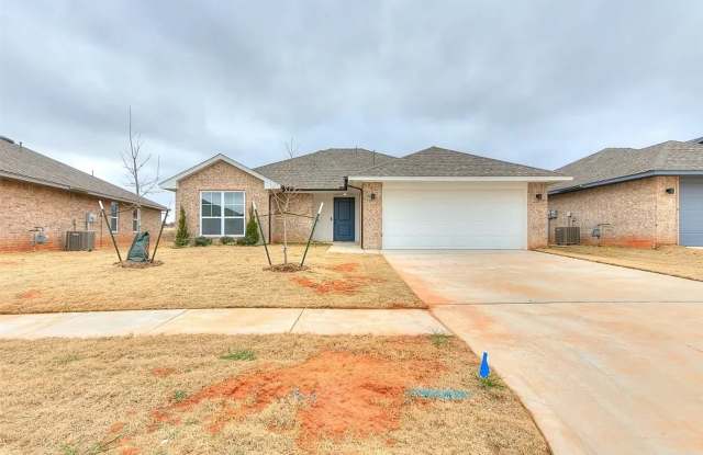 Stunning 3 bedroom 2 bath in Midwest City! photos photos