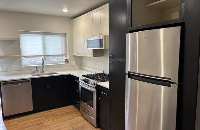 310 E Baltimore Dr photos photos