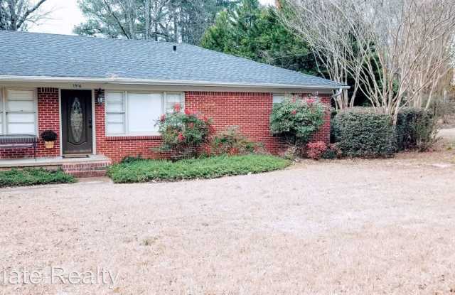 1516 South 10th Street - 1516 South 10th Street, Oxford, MS 38655