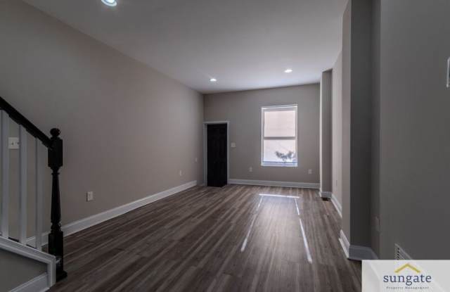 2340 W Fayette St Gallery 3