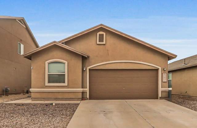 4917 Ruben Soto photos photos