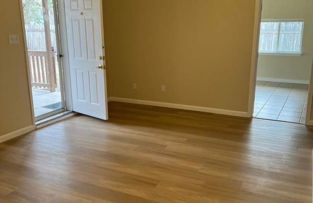 5506 B Jim Hogg - 5506 Jim Hogg Avenue, Austin, TX 78756