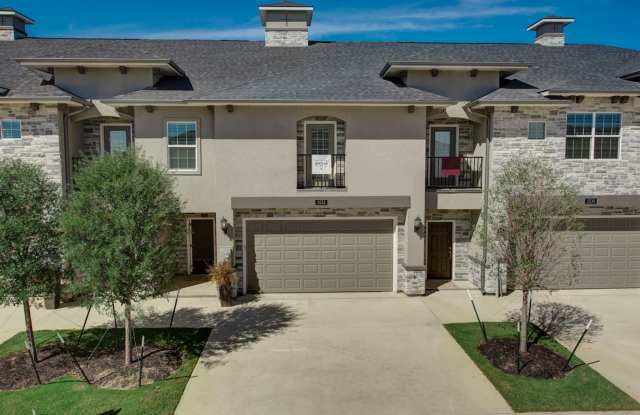 AUGUST 2026 PRE-LEASE!! 4/4.5 in Revelry Townhomes - 3445 Summerway Drive, College Station, TX 77845