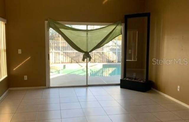13406 MEADOWFIELD DRIVE Gallery 3