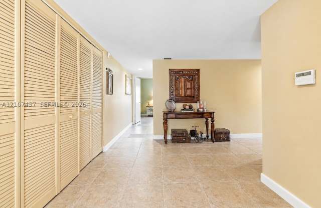 6701 SW 116th Ct Gallery 4